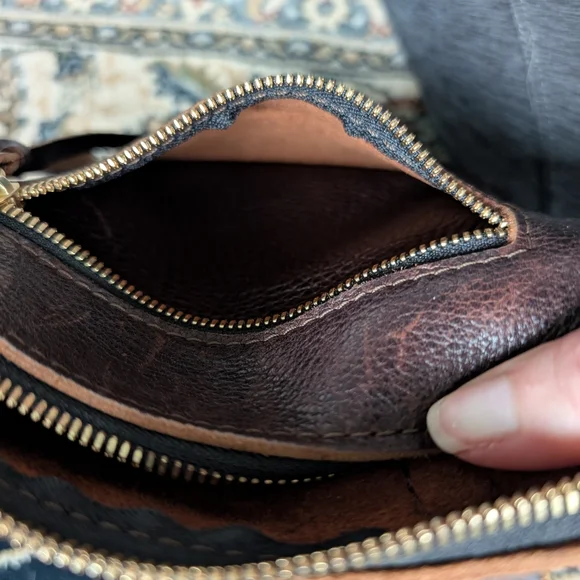 Brown Leather Crossbody Bag - Picture 4 of 5